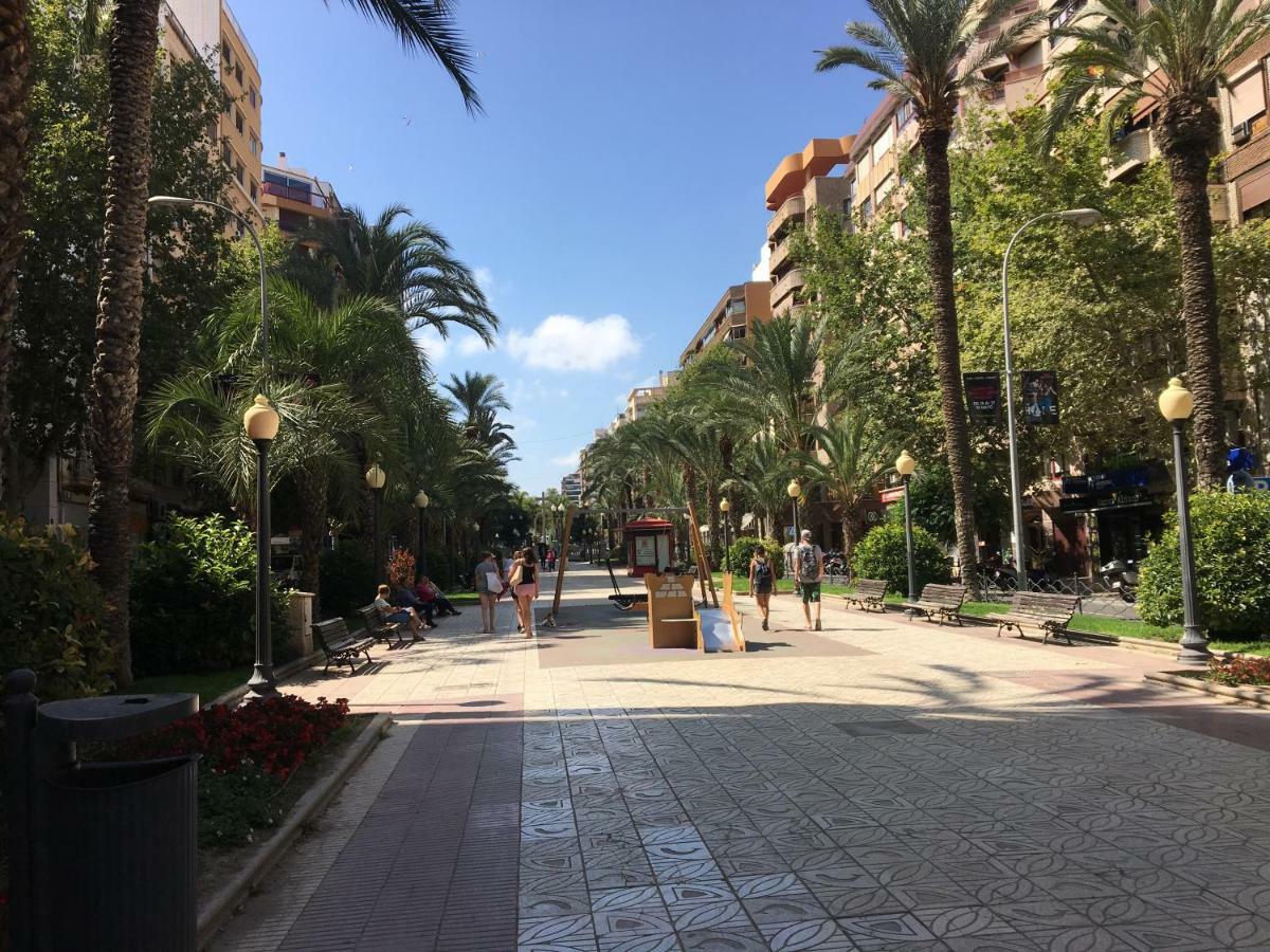 4 Bedrooms -Seneca Center Apartment Alicante Exterior foto
